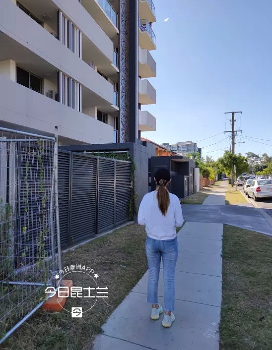 澳21岁中国女生遭非裔当街抢车，“摇下车窗挑衅！”华人或成目标，昆州已是全澳“窃车之都”（视频/组图） - 1