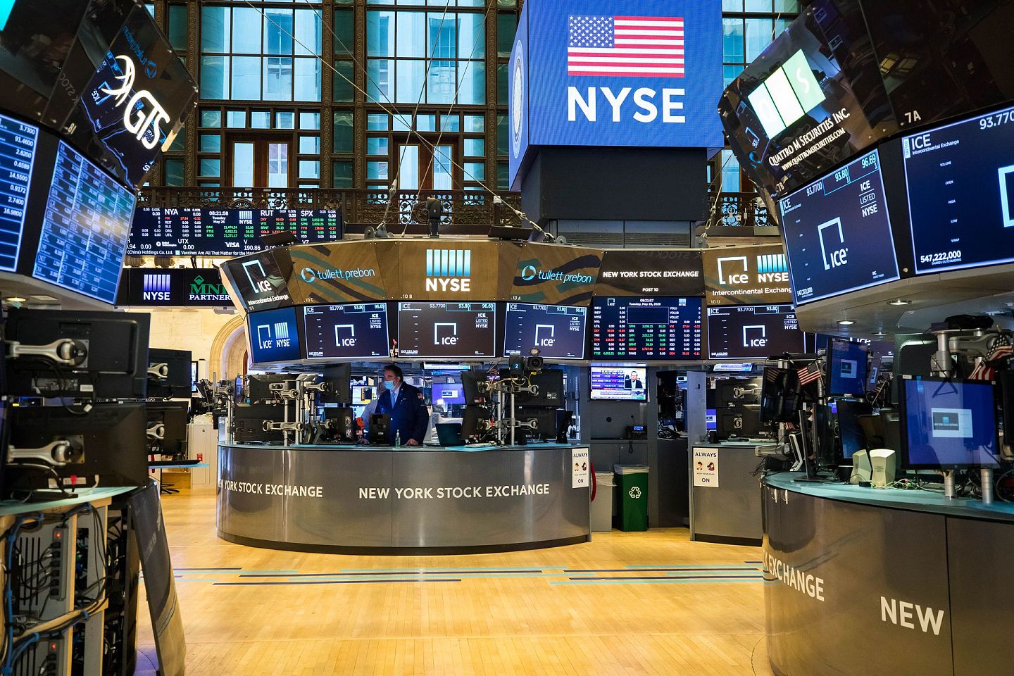 5月26日，纽约证券交易所部分恢复开放。（新华社）