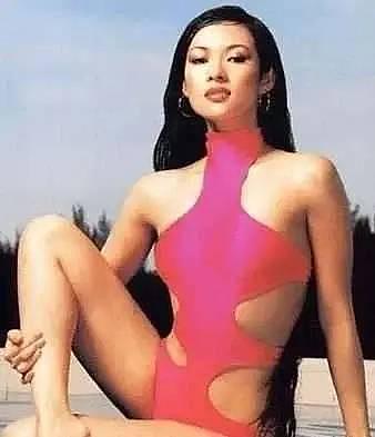 【美女】中国女星性感泳照大合集，粉丝们狂呼简直是人间尤物（组图） - 12