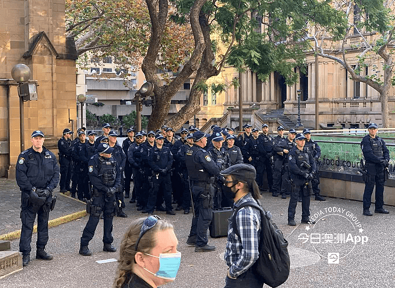 直击！全澳7城大规模示威，数万人涌入CBD！警方如临大敌（视频/组图） - 22