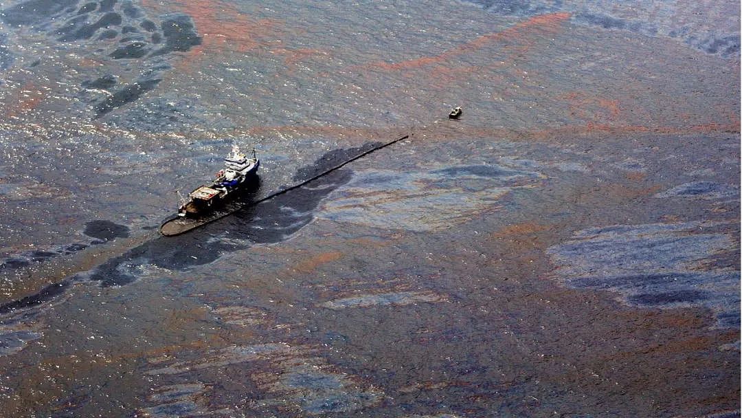 海底神秘生物被塑料荼毒，北极石油泄漏河流染成血色，人类在经历第六次生物大灭绝（组图） - 21