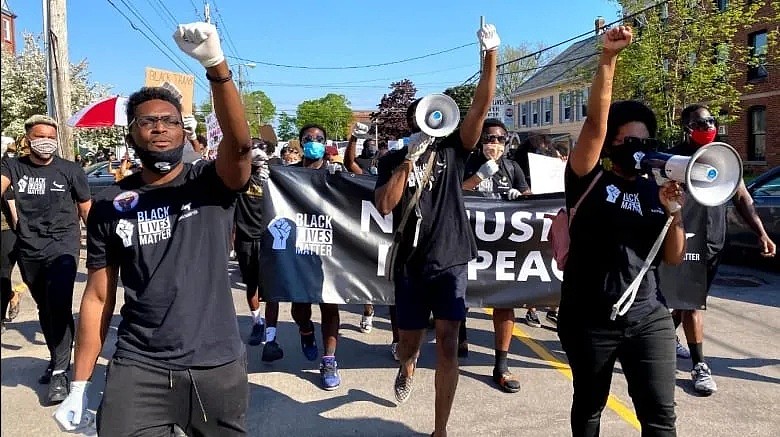 激愤! 加拿大八大城市爆发游行 总理杜鲁多跪下 抗议者挤爆大街 传暴力组织已踩点（组图） - 30