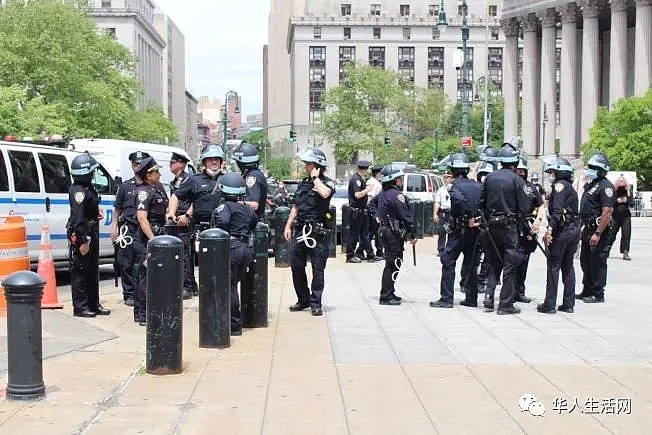 可怕！华人警察游行遭袭击，深夜枪战警遭割喉，纽约宵禁一开始就抓人（组图) - 9