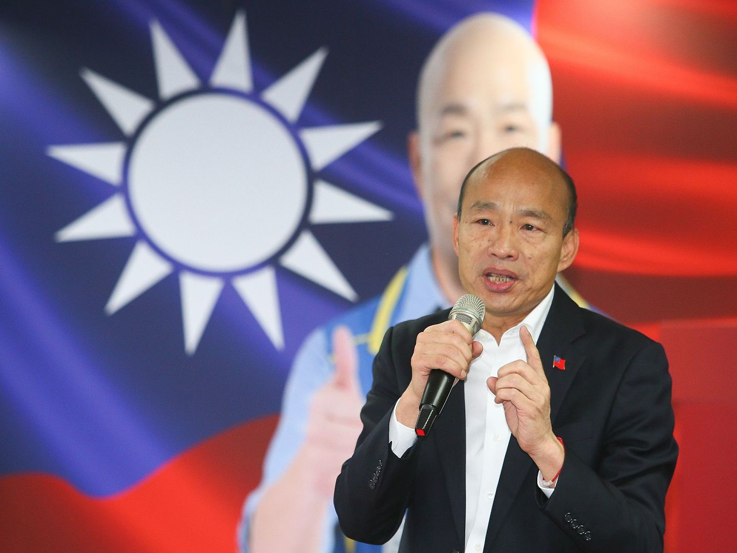 韩国瑜成为台湾地方自治史上，第一个被罢免的直辖市市长。（中央社）