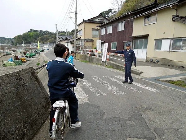日本惊现一个人的学校，全校5名老师仅教他一个人？网友：真·全村希望（组图） - 18
