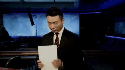康辉重回《新闻联播》上热搜，又一个人设翻车的央视主播（视频/组图） - 1