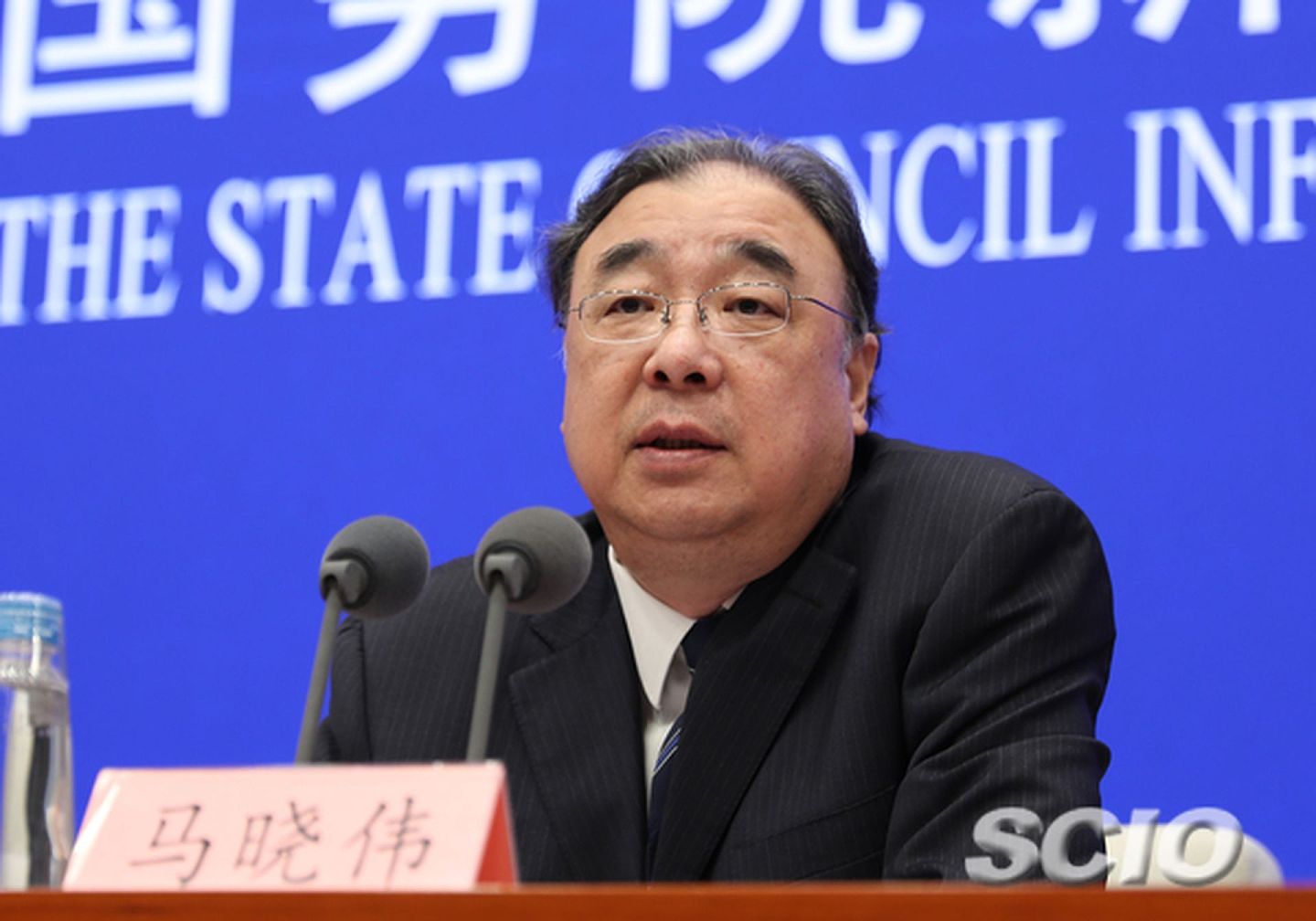 作为中国国家卫健委主任，马晓伟在此次新冠疫情中充满争议。（国新网）