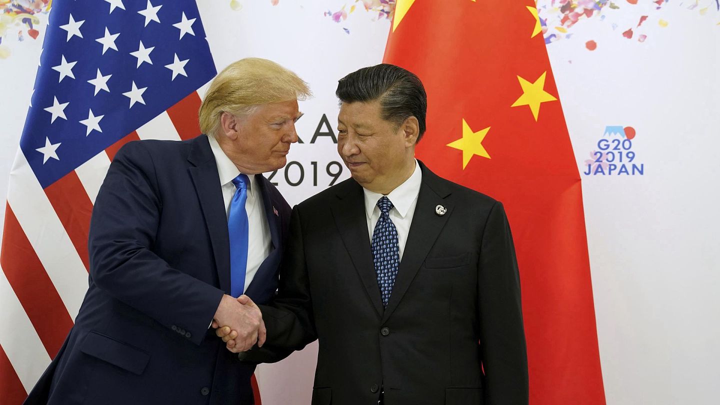 对待美国，中国是希望与之交好，但美国频频将中国视为威胁，中国也在以“斗争求和平”。图为特朗普与习近平在2019年的大阪G20峰会期间会晤。（Reuters）