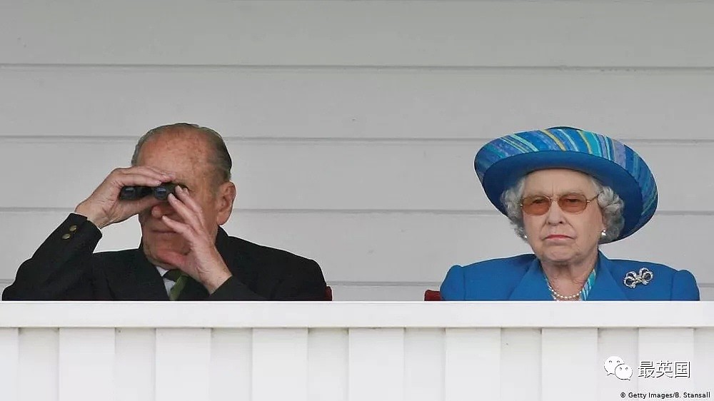 99岁的菲利普亲王，仍口无遮拦：毒舌尬聊怼天下，女王见了都害怕（组图） - 29