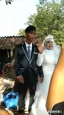 荒诞！65岁印尼大妈催婚竟反被求婚 儿子升级成“老公”（组图） - 5