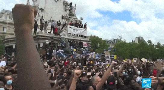 巴黎成了“黑命贵”战场，黑人叛乱者与警方发生激烈冲突…（视频/组图） - 8