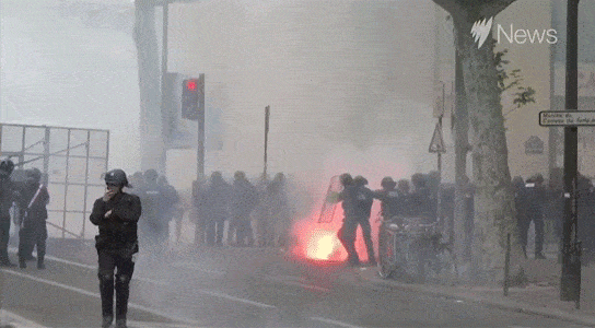 巴黎成了“黑命贵”战场，黑人叛乱者与警方发生激烈冲突…（视频/组图） - 22