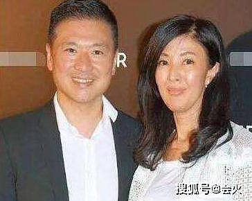 李嘉欣姐姐出镜 网友直呼长相差太多“手段”却相同 一个公然打电话骂原配，一个挺大肚逼原配离婚（组图） - 30