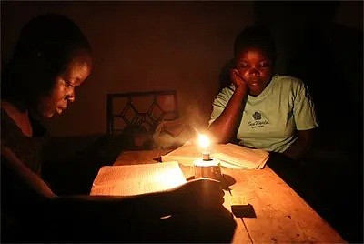 在一半人用不上电的非洲，格力海尔靠黑科技卖空调（组图） - 16