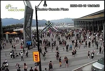 加拿大温哥华市中心瘫痪！5000+人游行再爆发，示威者肉身拦路，沿路商家紧急关店（组图） - 10