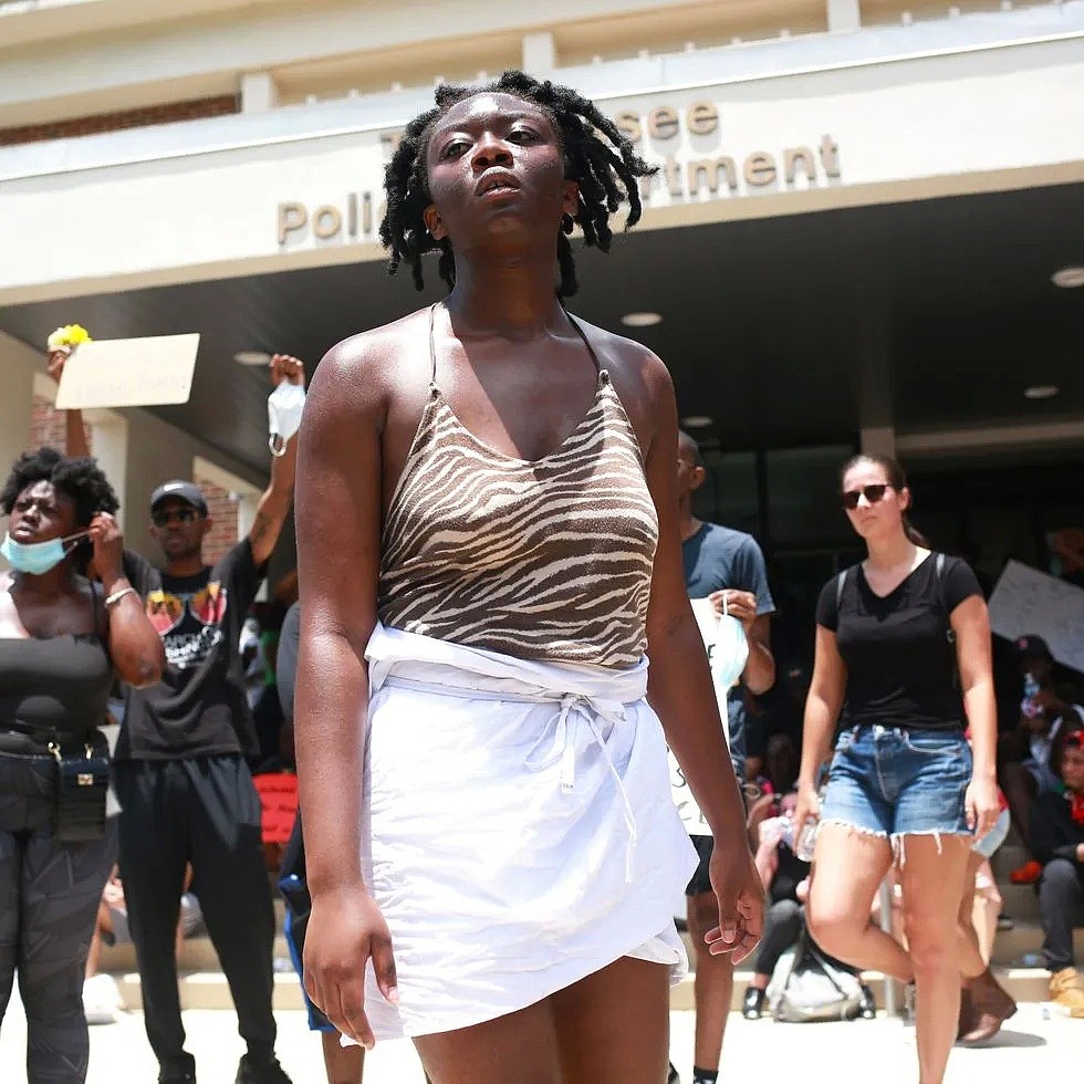 非裔女孩参加“BLM”抗议突然失踪，尸体找到，发现竟被黑人性侵（组图） - 3