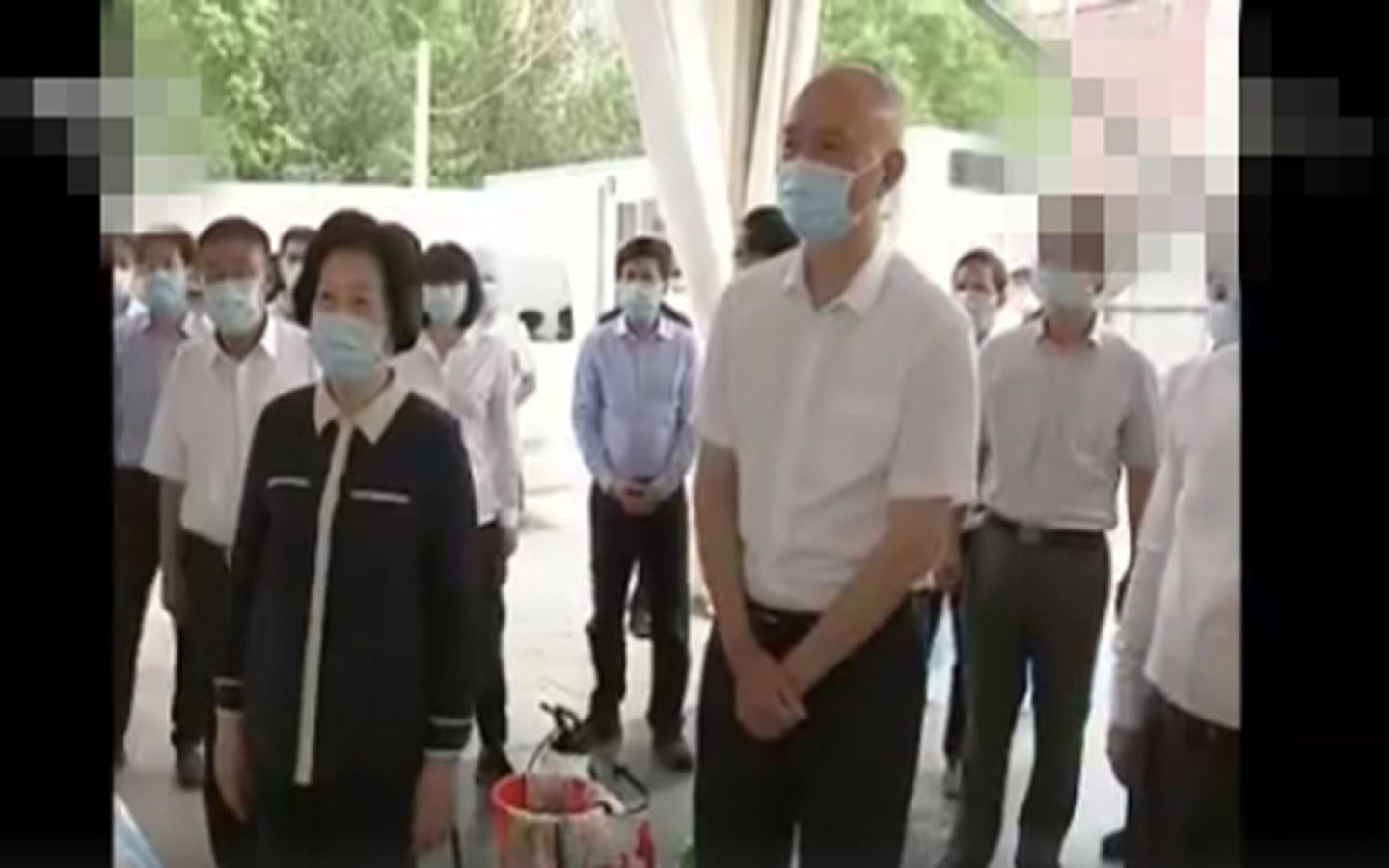 6月23日，孙春兰（左）在北京调研蔡奇（右）陪同。（央视视频截图）