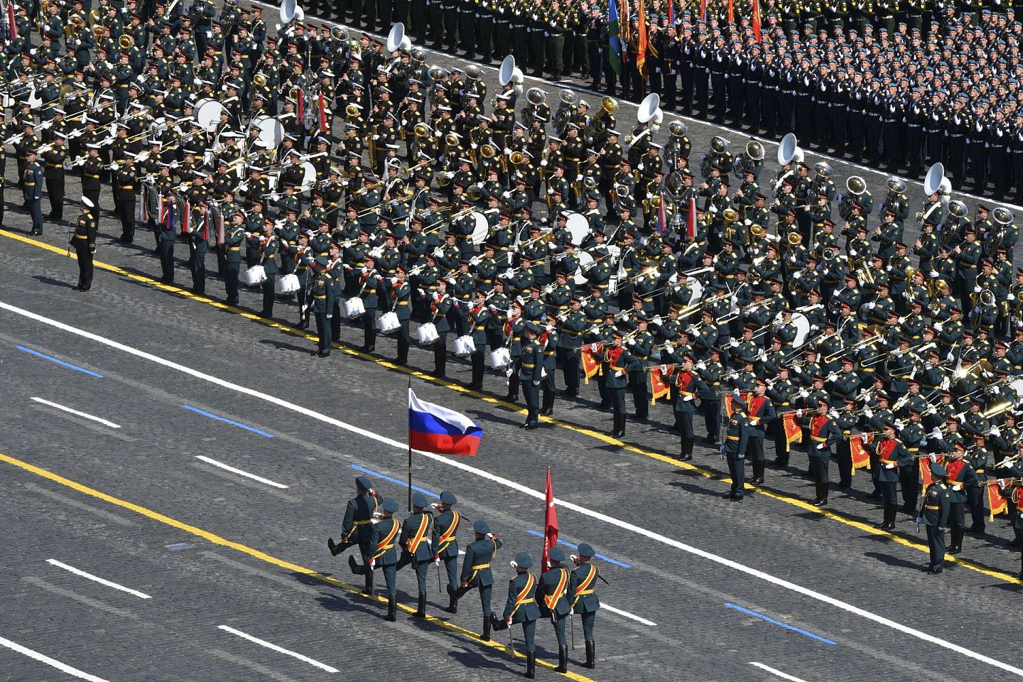 俄罗斯每年都会举行盛大的阅兵式纪念二战胜利，这也被解读为俄罗斯向西方秀肌肉。（Reuters）