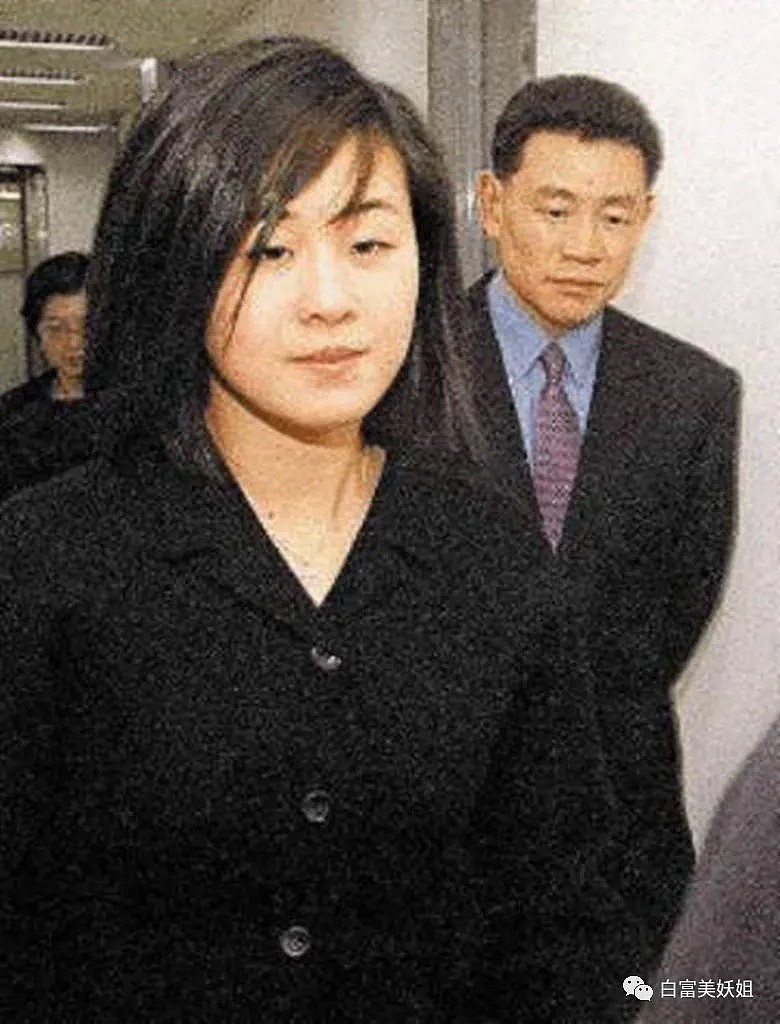 【扒皮】斩获2位千亿富豪，让原配恐惧，她才是香港最强上位者？（组图） - 23