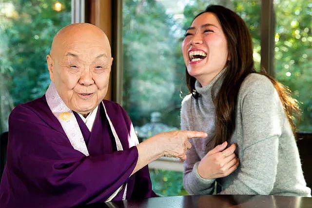 日本百岁女神说：“爱的美妙在于偷情”