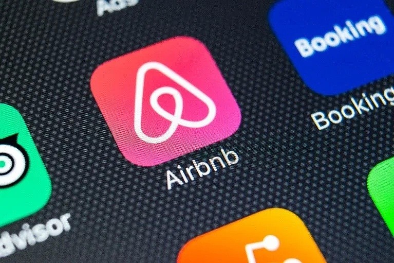 Airbnb濒临破产，旅游行业结束了？？谣言！ - 1