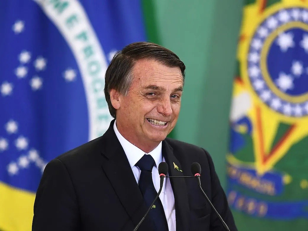 突发！巴西总统确诊，曾称新冠只是小流感，自己绝不会感染，不戴口罩到处嗨（组图） - 2
