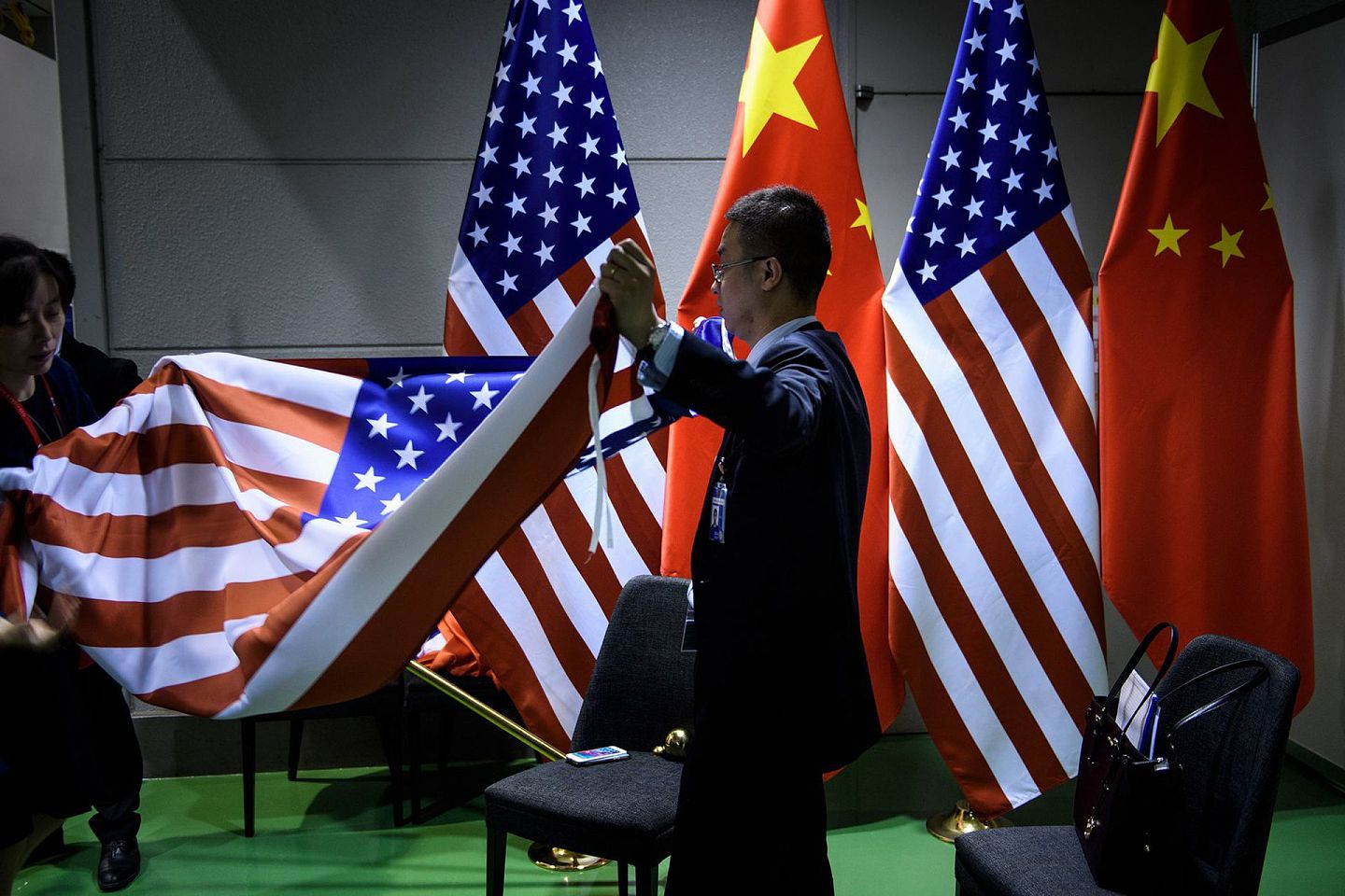 中共中联部前副部长表示，中国对“脱钩”要有清醒的认识。（AFP）
