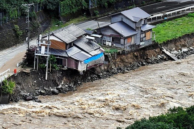 4000多栋房屋被毁，62人死亡，为什么洪水袭击下的日本还能给人安全感？（组图） - 5