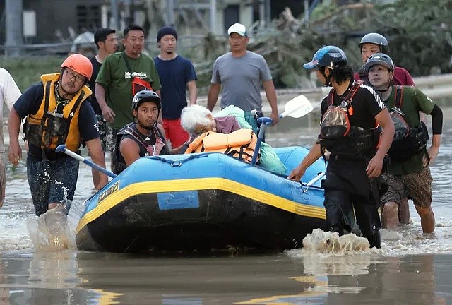 4000多栋房屋被毁，62人死亡，为什么洪水袭击下的日本还能给人安全感？（组图） - 10