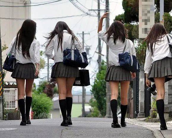 让人浮想联翩！中国女孩在日本穿JK制服有多危险？（组图） - 4