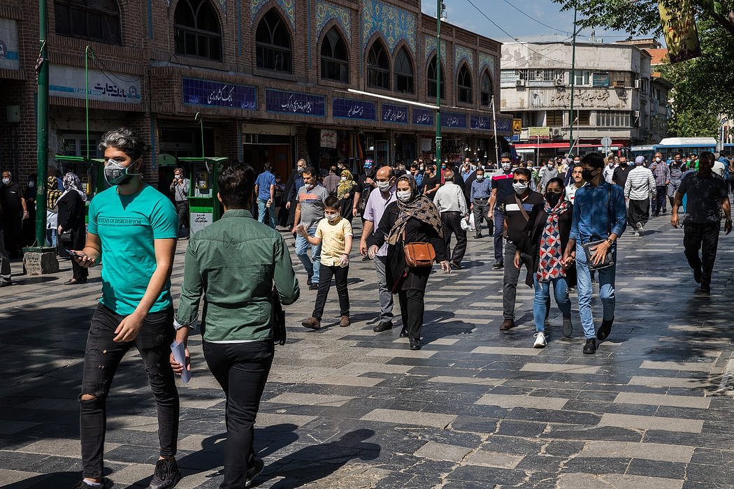 5月的德黑兰。美国的新一轮制裁吓跑了伊朗急需的外国投资，成功扼杀了伊朗经济发展。