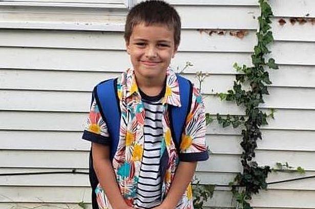 9岁弟弟游戏不听指挥，美国13岁男孩开枪将弟射杀，等成年后受审