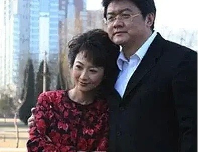 CCTV5男主持惊曝婚外有百位情人！北京电视台美女主持为爱疯狂 上位史太精彩（组图） - 17