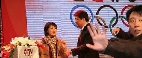 CCTV5男主持惊曝婚外有百位情人！北京电视台美女主持为爱疯狂 上位史太精彩（组图） - 26