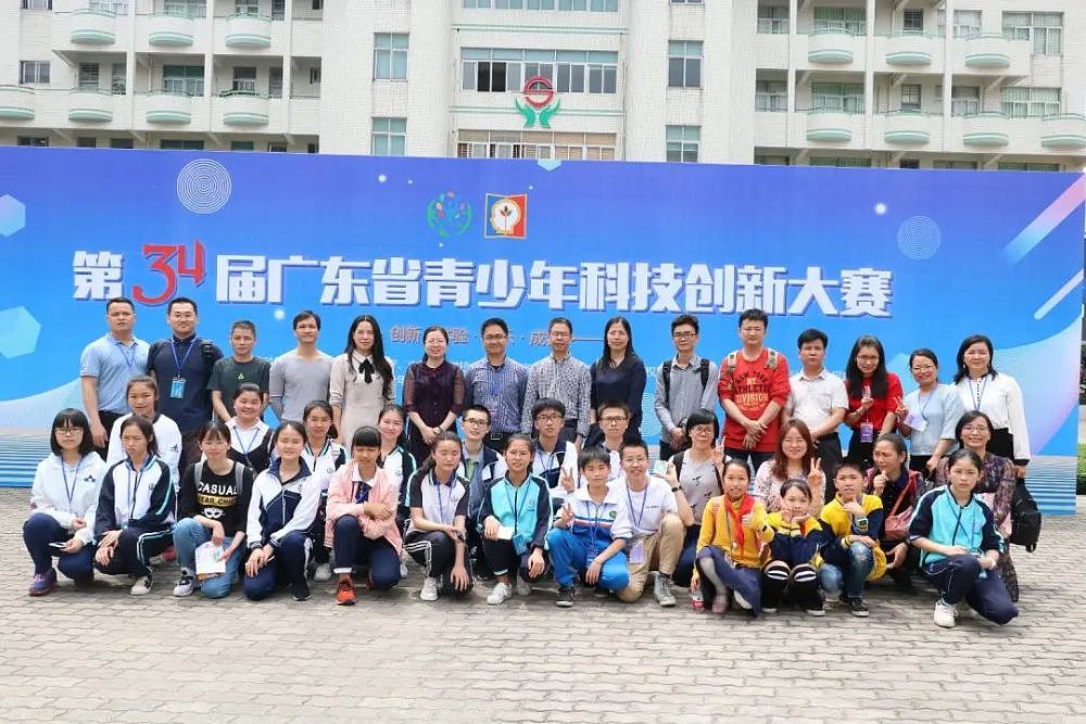 中国青少年创新大赛变身拼爹大赛：获奖都是领导子女，没渠道给钱都不收（组图） - 3