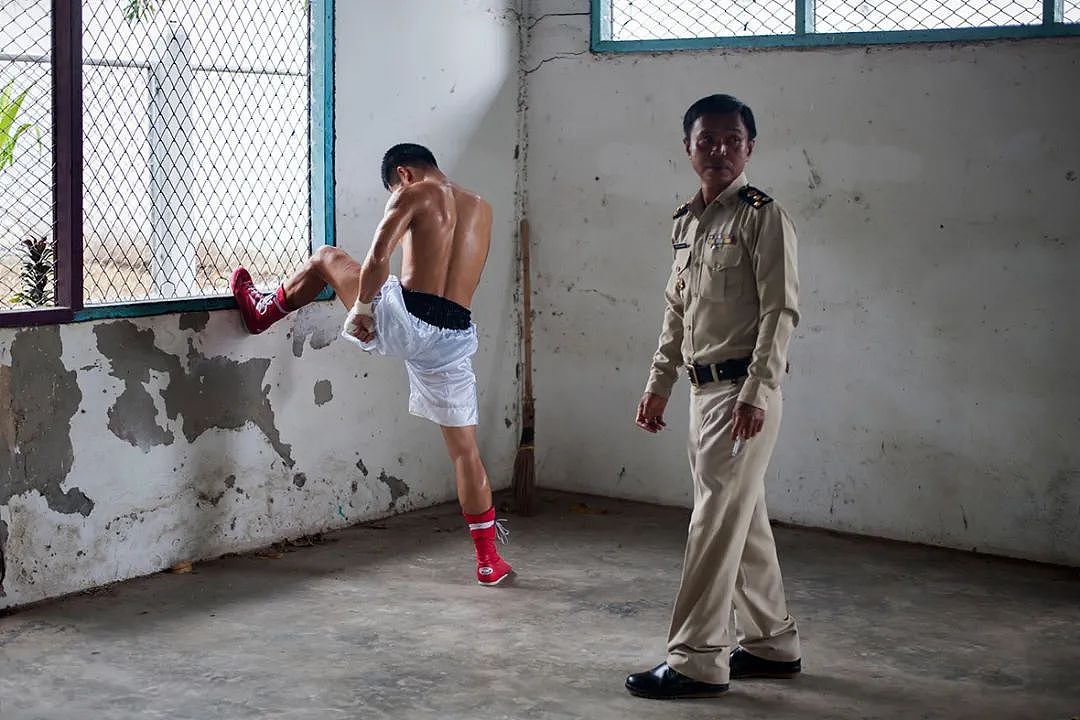 为自由而战！在泰国监狱里，囚犯靠痛扁老外获减刑（组图） - 29