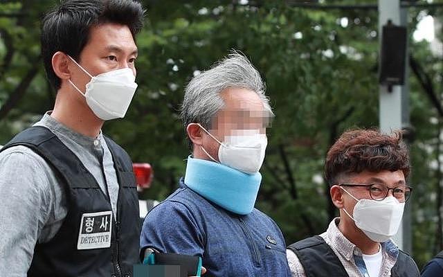 57岁男子因向文在寅扔鞋被提请批捕，韩法院驳回