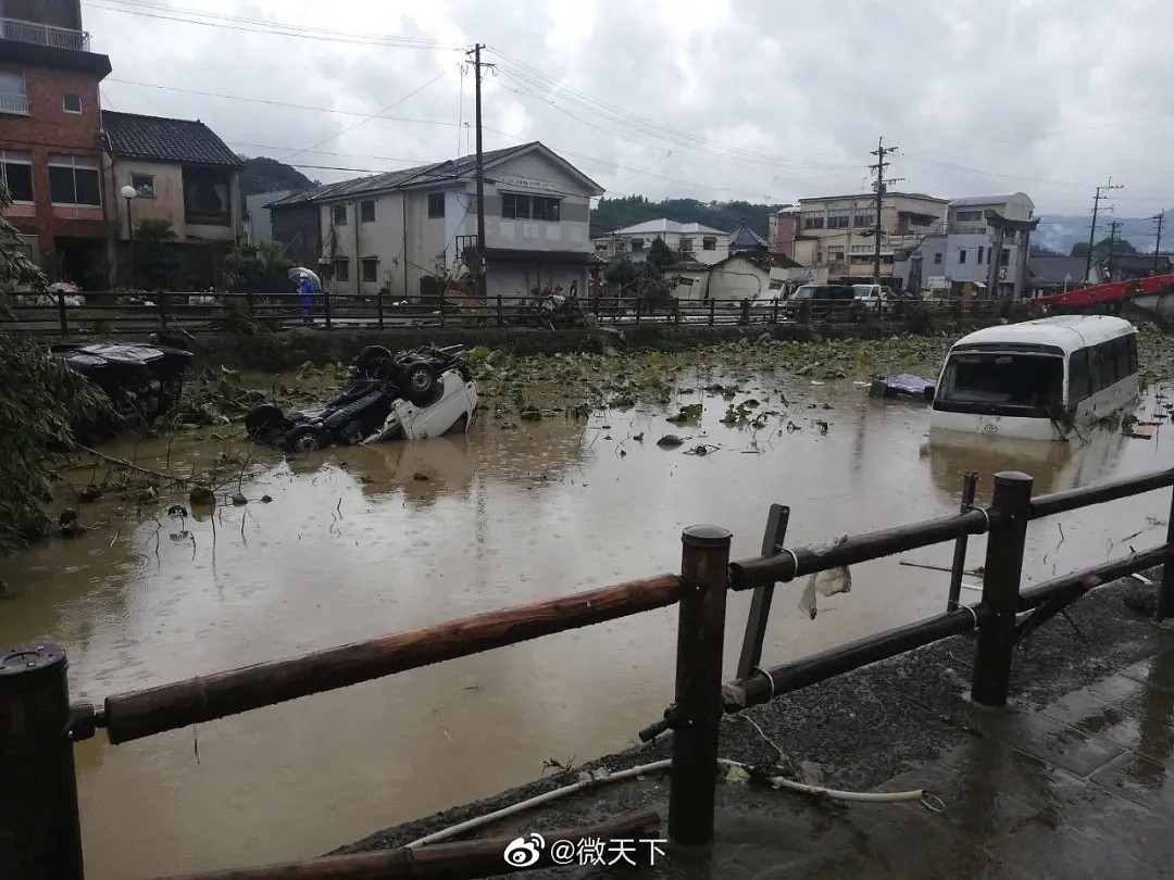 祸不单行！澳洲66栋海景房惨遭暴雨巨浪侵袭，居民紧急撤离；多国灾情肆虐，突破历史极值，千万人受灾，2020年活着就好 - 54