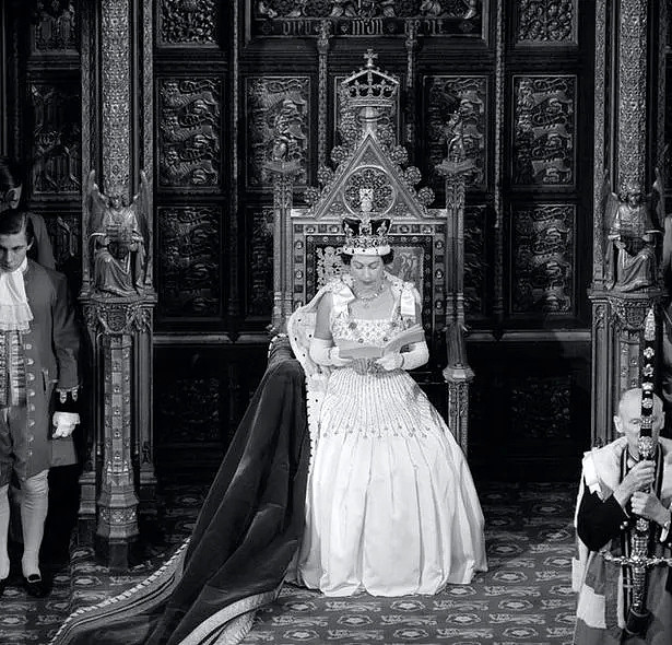 碧翠丝公主出嫁，婚礼一波三折，丑闻缠身的父亲安德鲁王子再成焦点...（组图） - 9