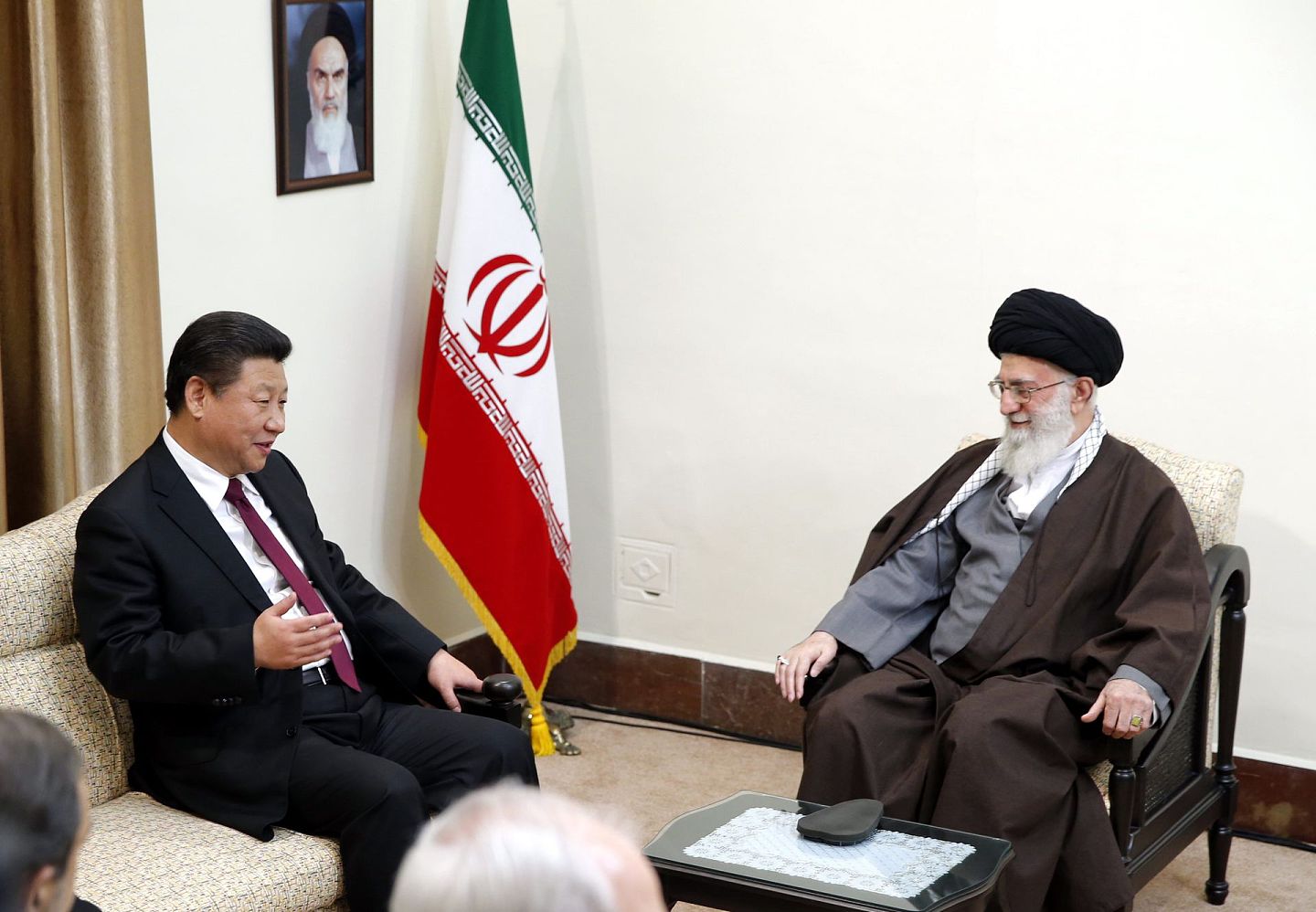 2016年1月23日，国家主席习近平在德黑兰会见伊朗最高领袖哈梅内伊。（ 新华社）