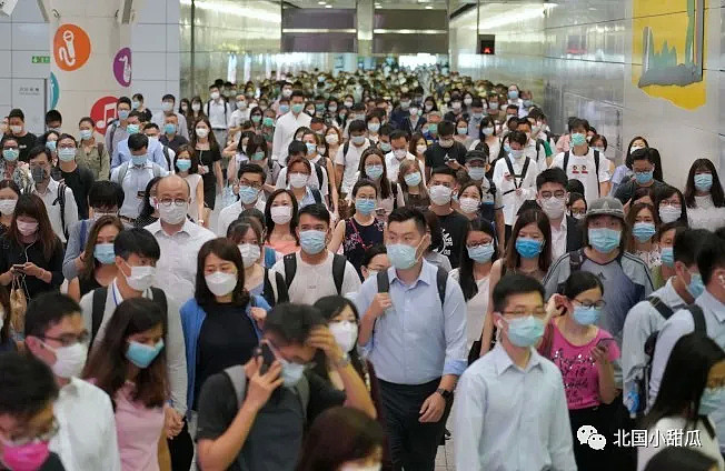 香港18区全部中招！TVB被迫停工，全厂消毒，7家医院接连失守，23万人无业游荡…（组图） - 42
