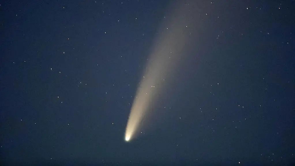 彗星降临！西澳人本周末将有机会看到一颗罕见彗星，天文爱好者不容错过！ - 2