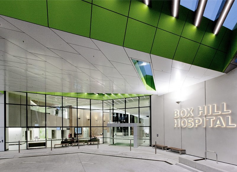 Health-Box-Hill-Hosp-entrance-1-e1508212867999.jpg,0