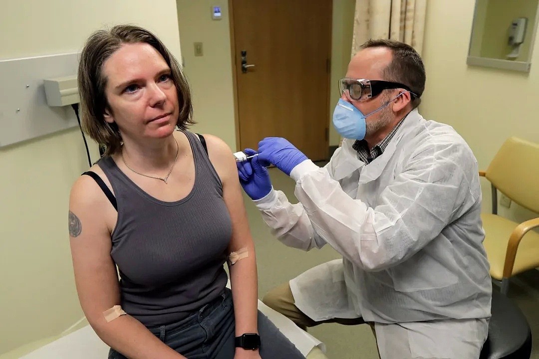 新冠疫苗最后试验三万人将注射 白宫国安顾问确诊 曾随川普访问佛州（组图） - 2