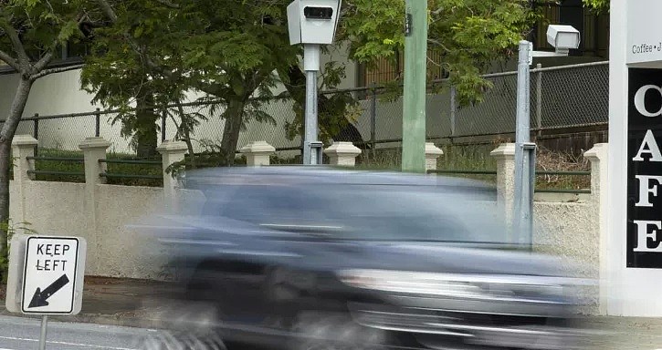 昆州引入“黑科技”！高清AI抓拍摄像头，开车这种行为将被重罚，3000测速点公布 - 8