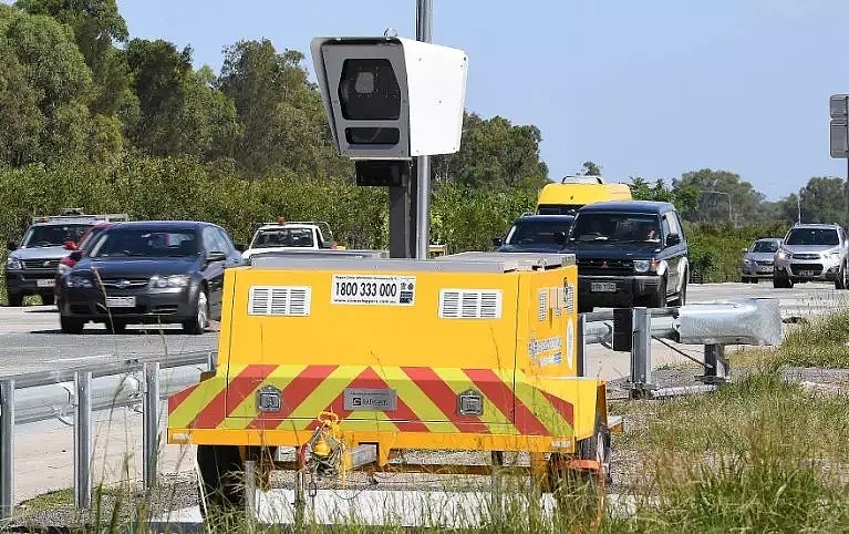 昆州引入“黑科技”！高清AI抓拍摄像头，开车这种行为将被重罚，3000测速点公布 - 12