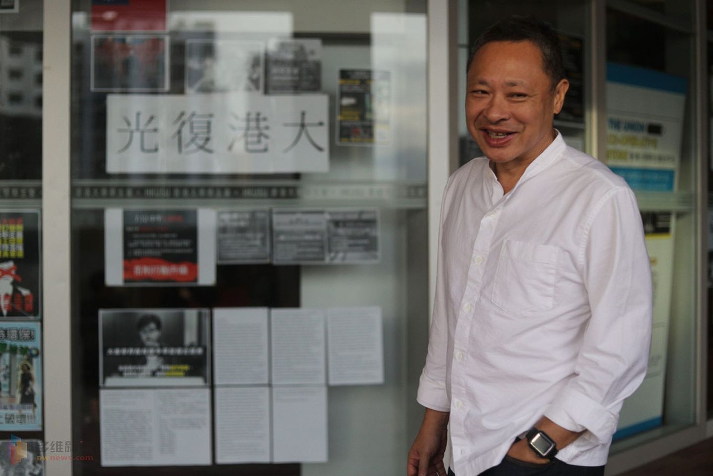 戴耀廷遭港大解雇，他称不会停止为香港法治而战。（HK01）