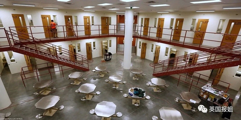 美国监狱惊现恶臭厌女文化！女狱警被骚扰，女囚犯卖身才能换厕纸（组图） - 12