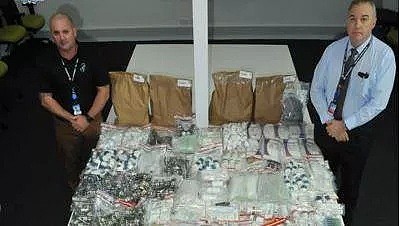 可卡因、摇头丸、500瓶兴奋剂...珀斯大批毒品被警方查获 - 2