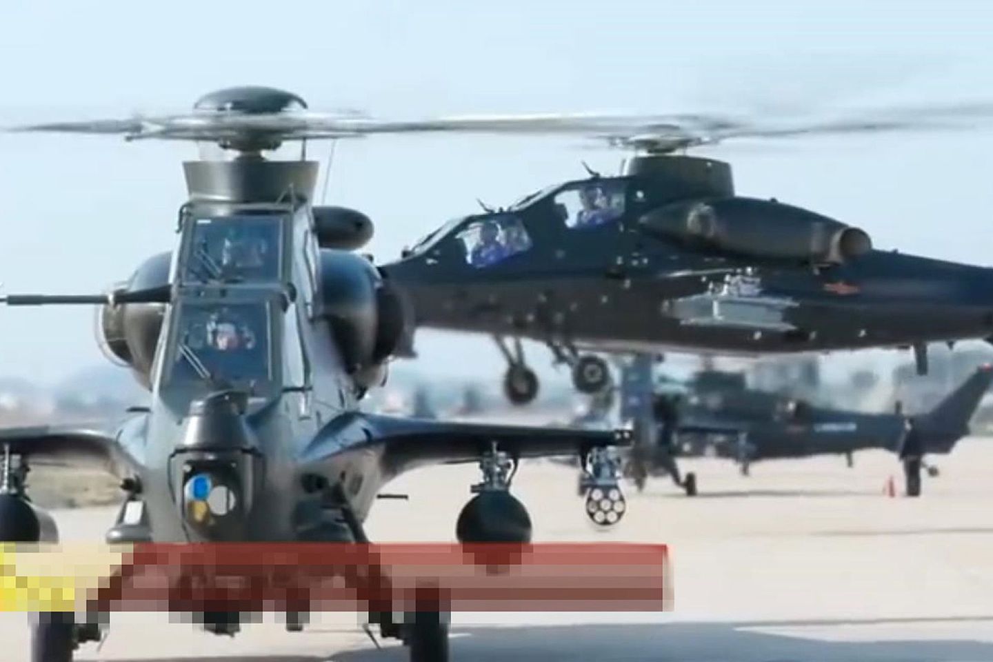 第73集团军陆航旅所属的直-10武装直升机。（中国军视网截图）